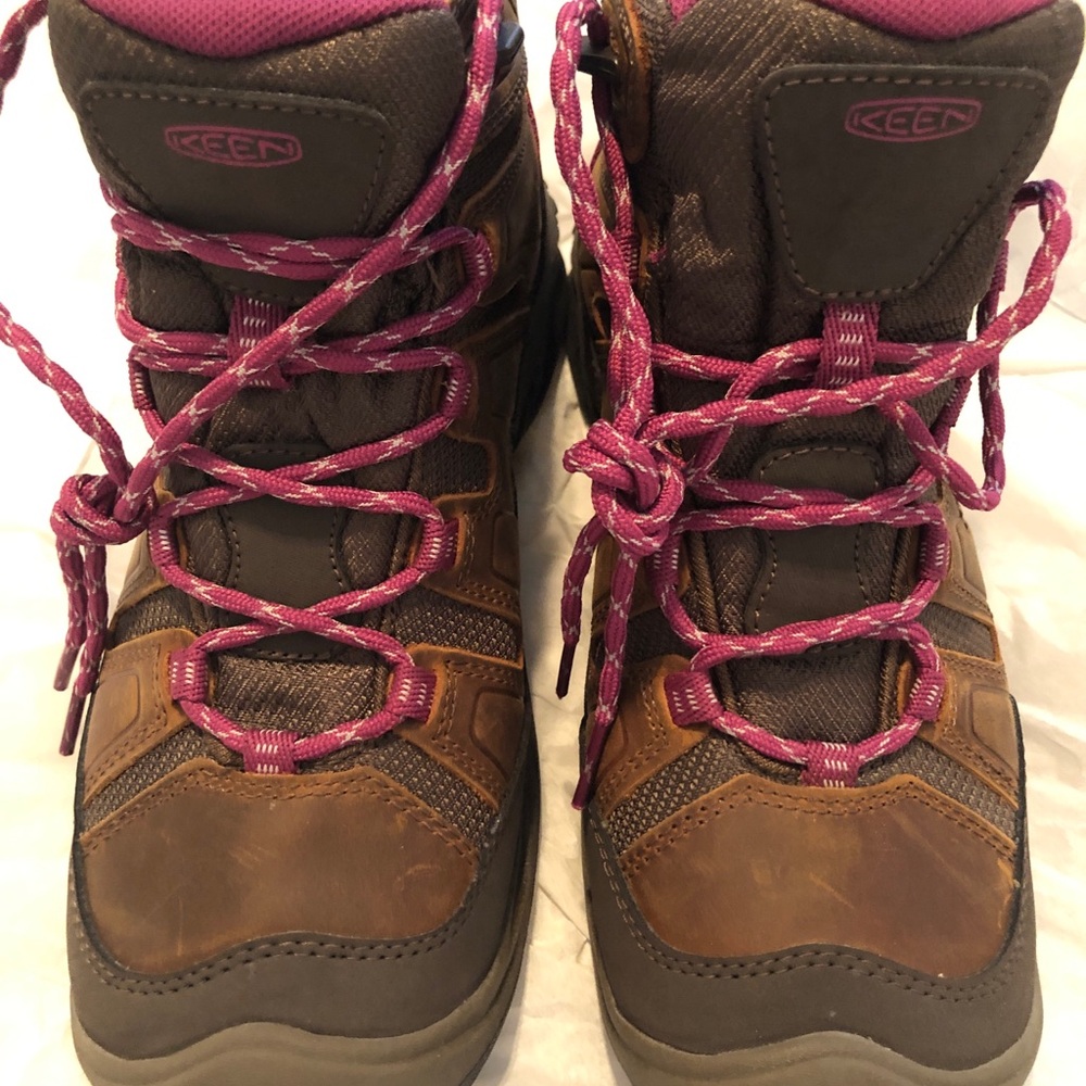 KEEN Circadia Mid Waterproof Hiking Boots - Brown/Pink - US8.5